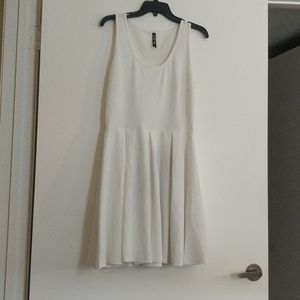 White Sleevless Mini Dress